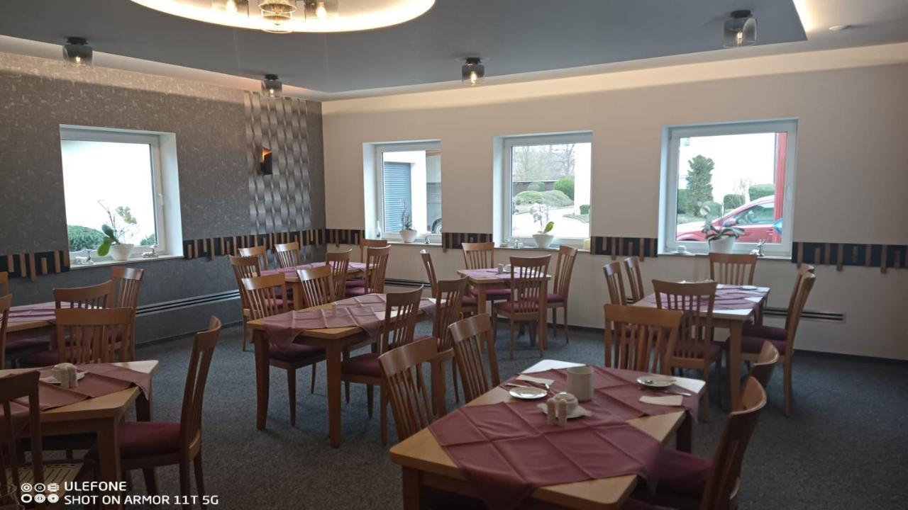 Hotel & Restaurant Zum Hirsch Romhild Exterior foto
